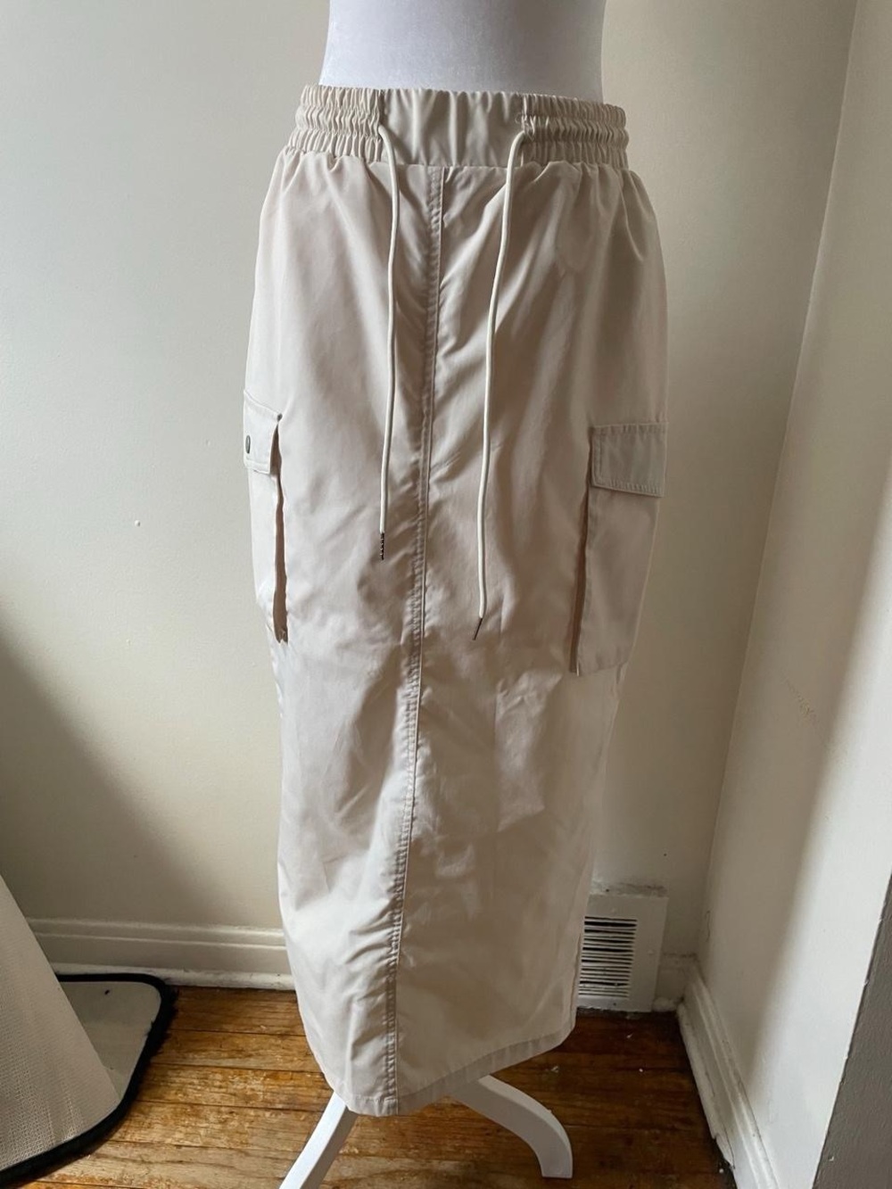 SHEIN Cream Cargo Drawstring Maxi Skirt
